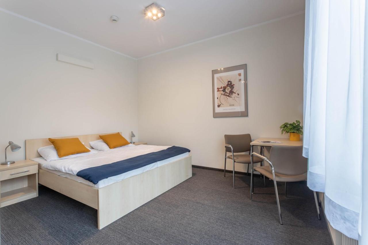 Mtj Hotel 2*